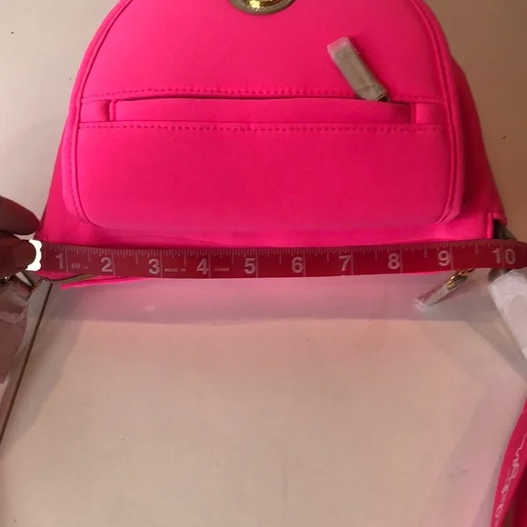 SALE! NWT LILLY PULITZER Giavanna Neoprene Bright Pink Crossbody Bag Great Gift - Picture 12 of 14